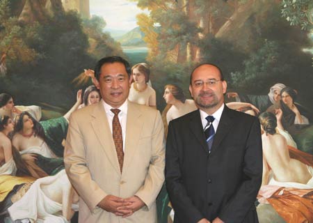 中国世界和平基金会主席与阿根廷总统对话商道